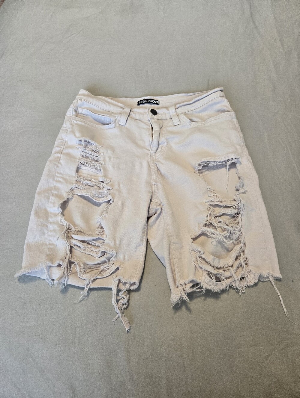 Fashion Nova Off White Distressed Cotton Bermuda Shorts S